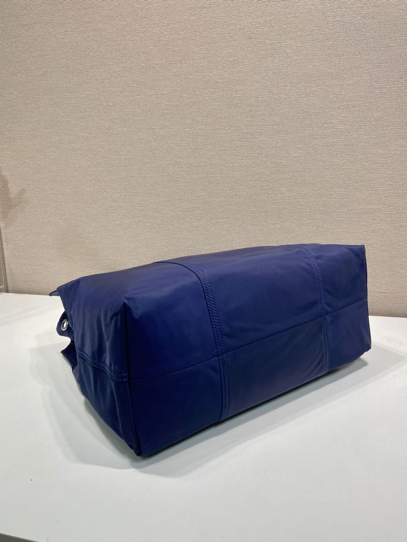 Pra*a tote bags